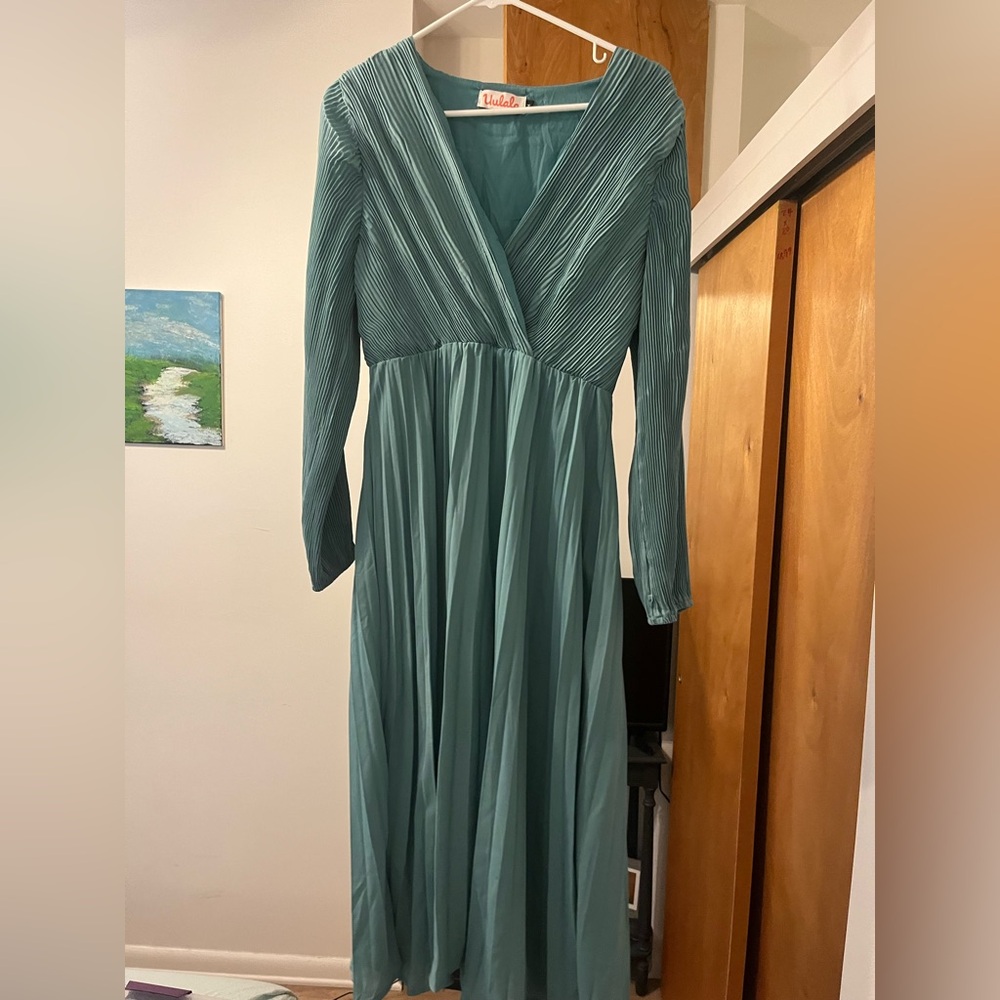Elegant Teal Long Sleeve Dress
